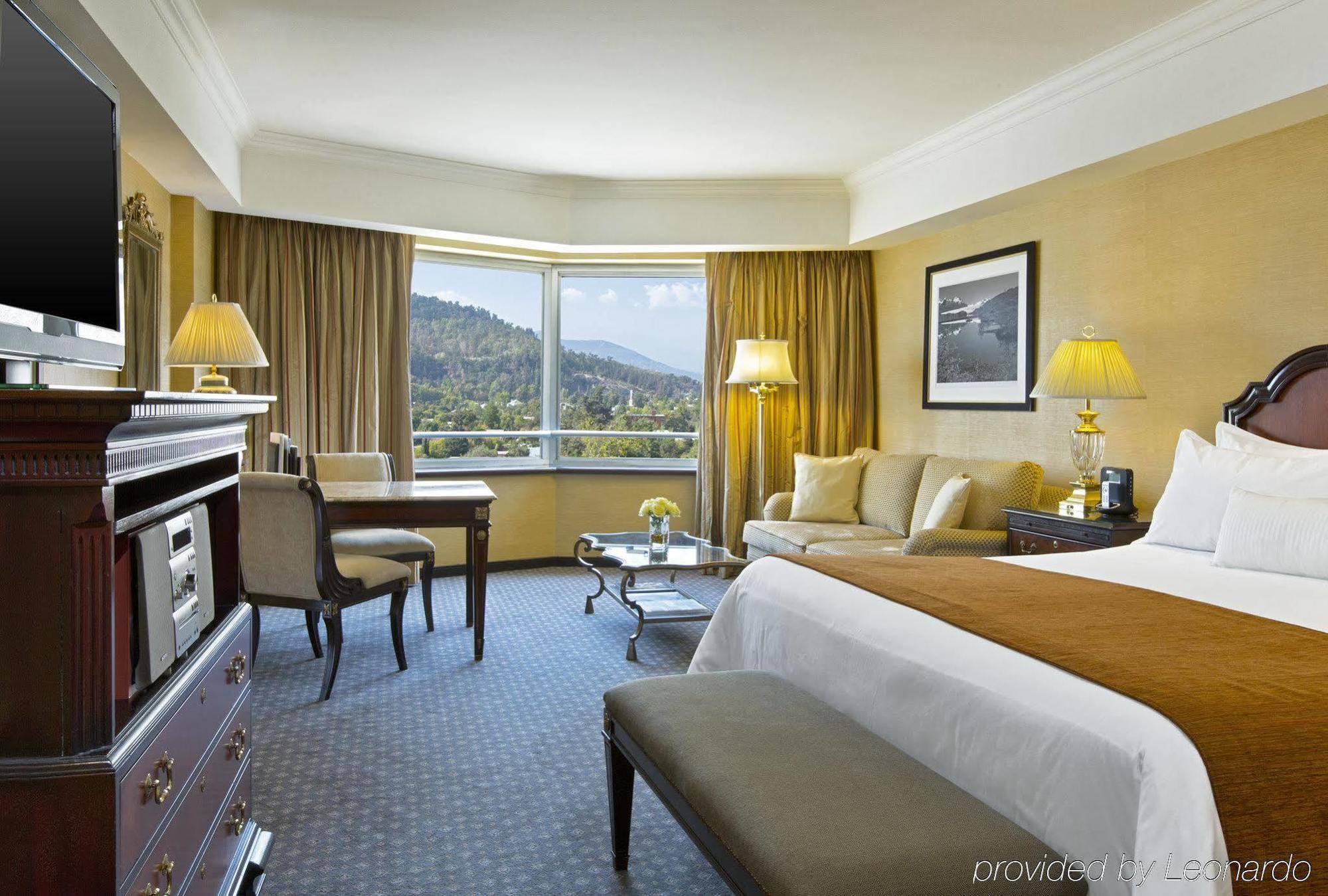San Cristobal Tower - A Luxury Collection Hotel Santiago Room photo