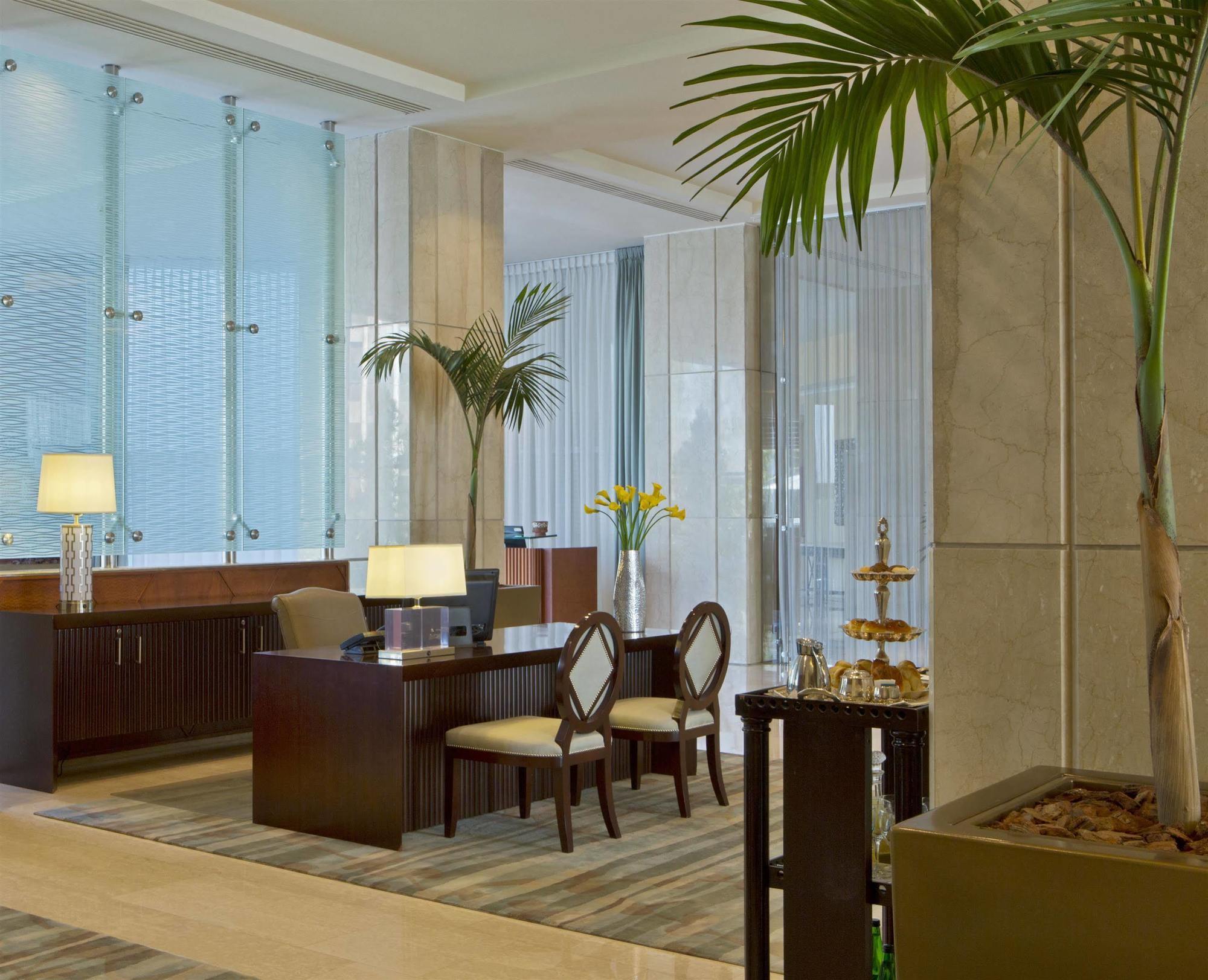 San Cristobal Tower - A Luxury Collection Hotel Santiago Exterior photo